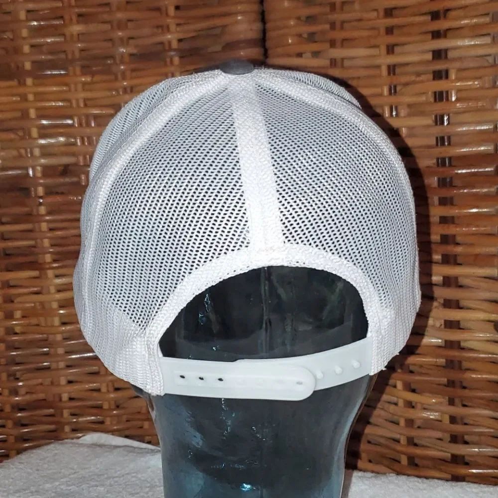 Happy Mesh Hat  - Picture 3 of 6